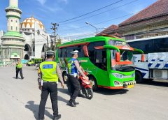 Satlantas Polres Kendal Gelar Ramp Check dan Pemeriksaan Kesehatan demi Keselamatan Transportasi Publik